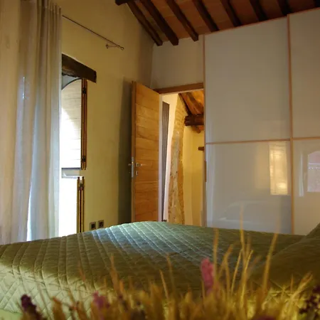 Larocchettina Apartment